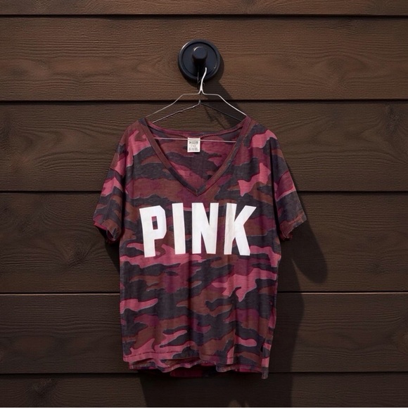 PINK V-Neck Camo T-Shirt - Red & Black Camouflage Tee size medium - Picture 11 of 11